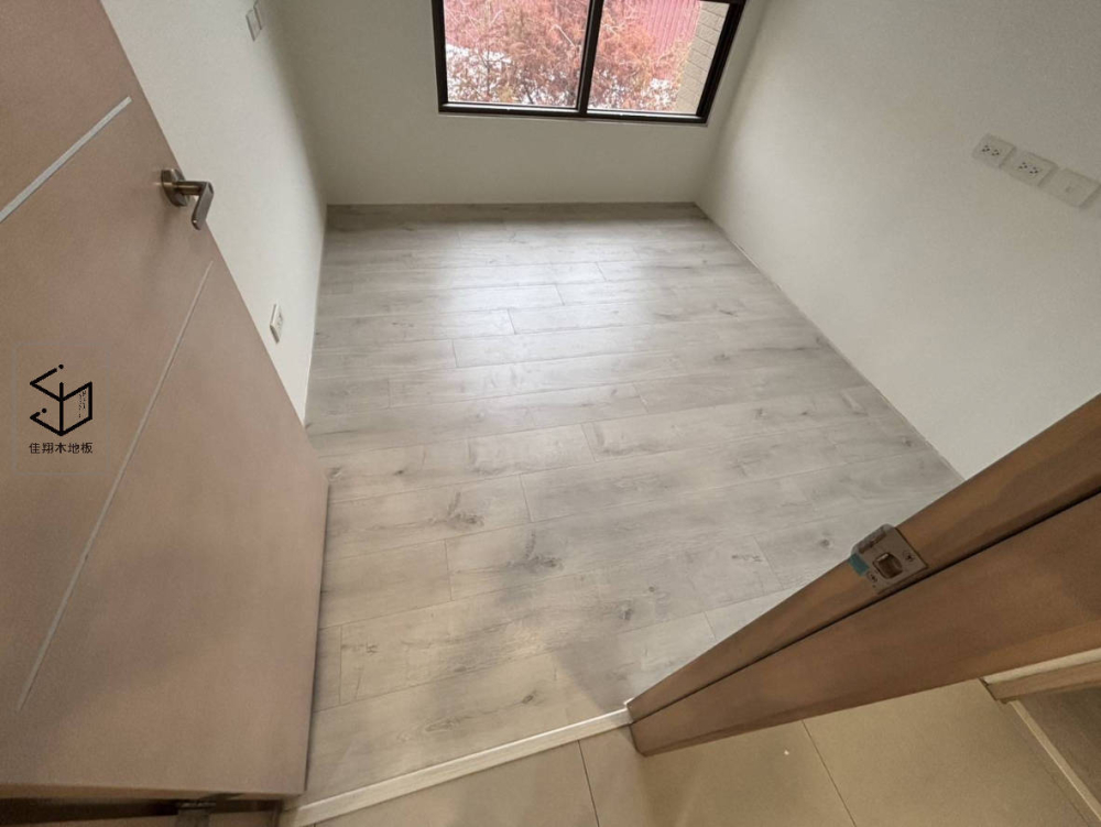 41047954-4V 卡鍚克橡木