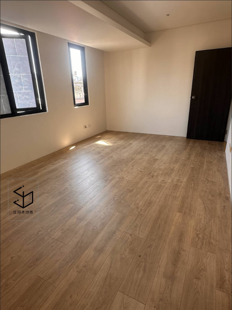 41047958-4V 哥拉摩爾橡木