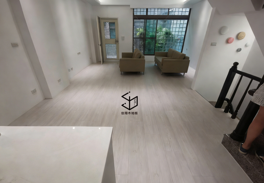 41048170-4V 杉特橡木