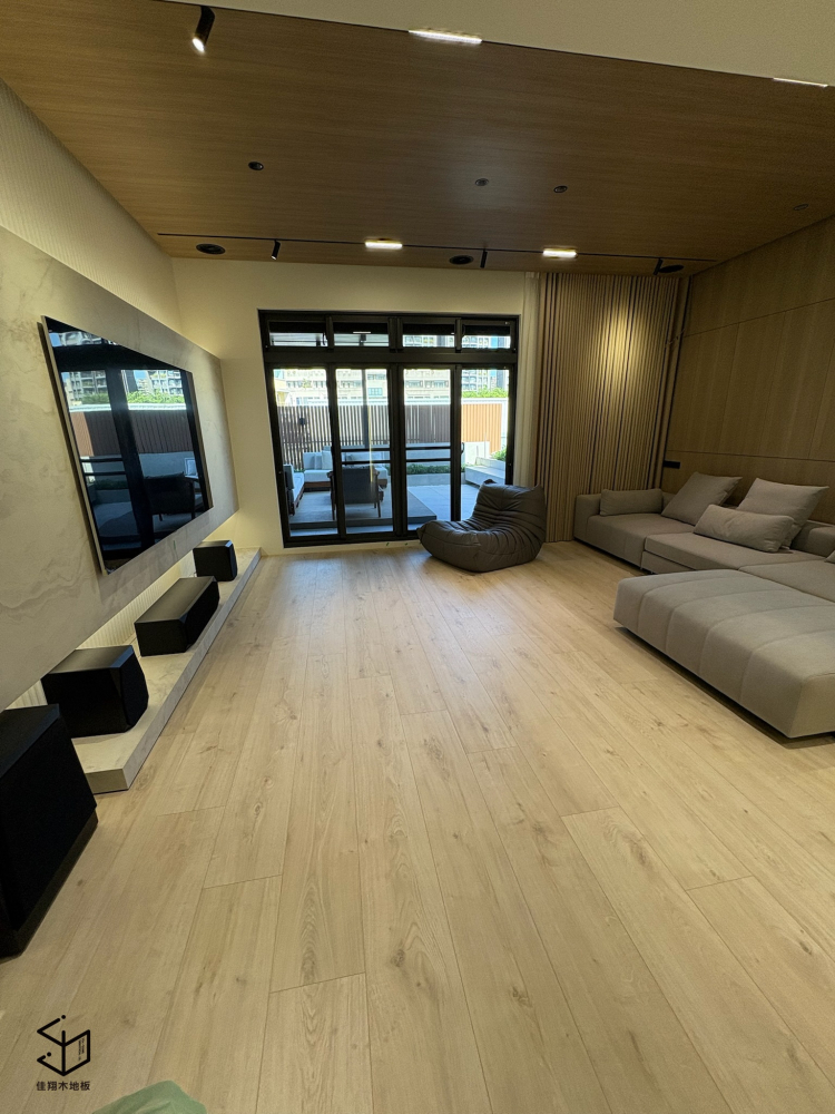 41050546 克拉橡木 Clarity Vera Oak