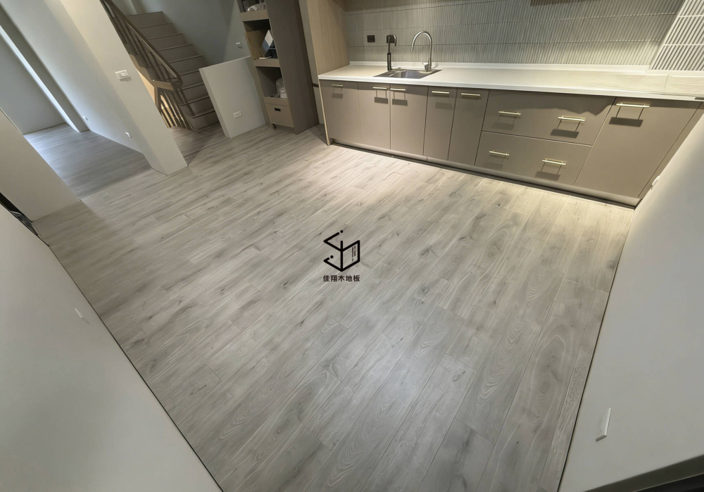 41047949-4V 陶波橡木